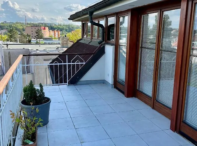 Residence Top Floor Apartment