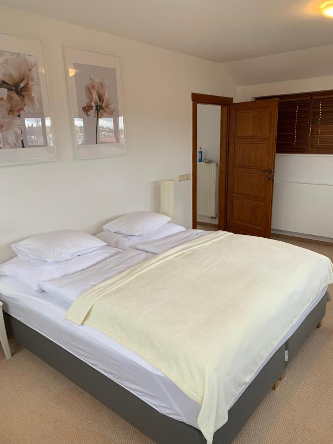 Appartement Floor Praag